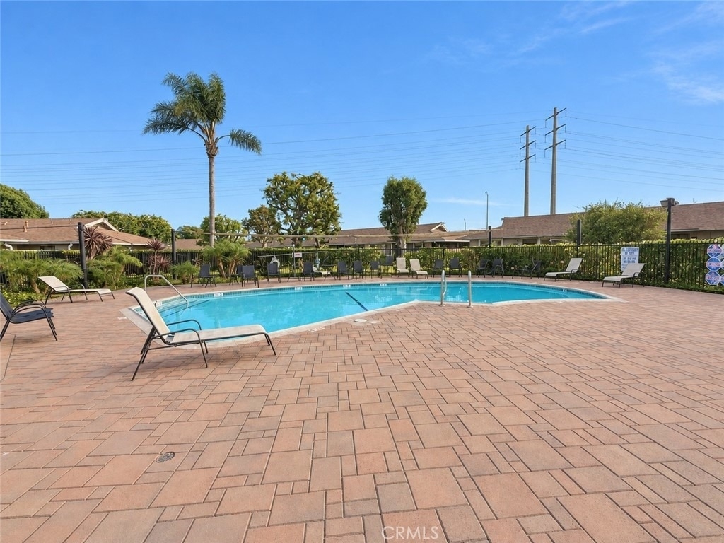 8093 Worthy Drive - Photo 6