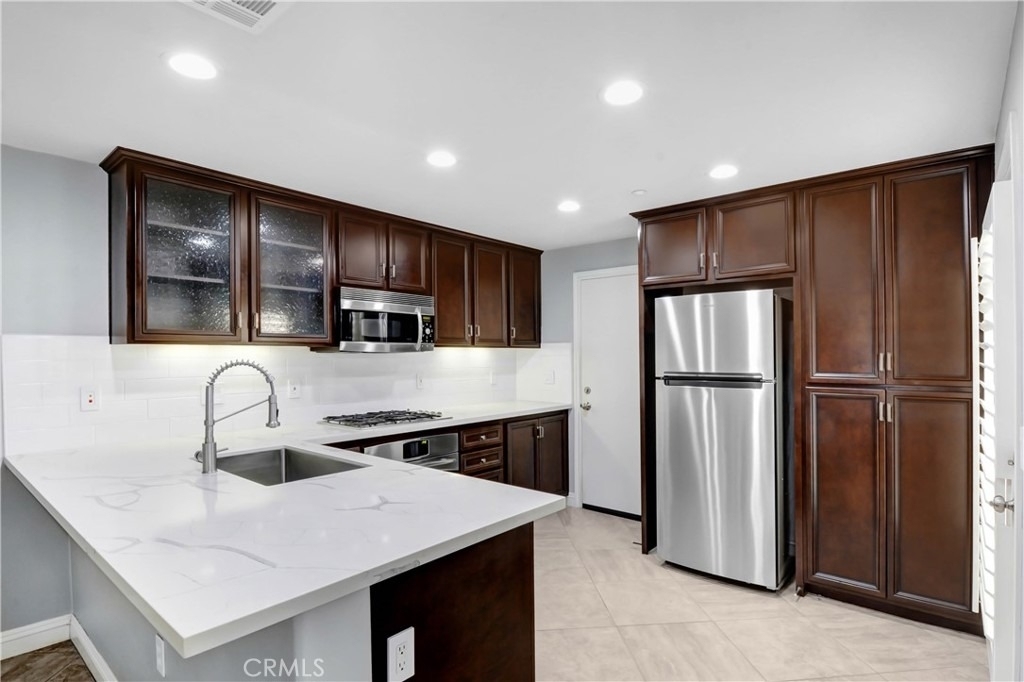 8426 Flora Lane - Photo 4