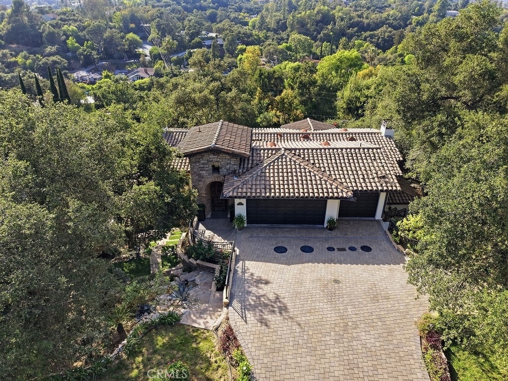 921 Monarch - Photo 59