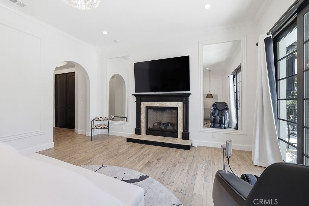 921 Monarch - Photo 24