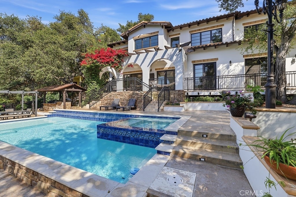 921 Monarch - Photo 46