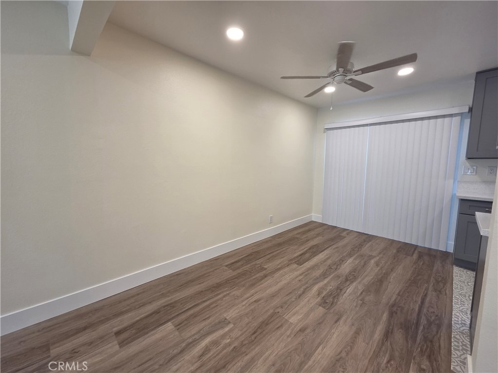 4545 Canoga Street - Photo 3