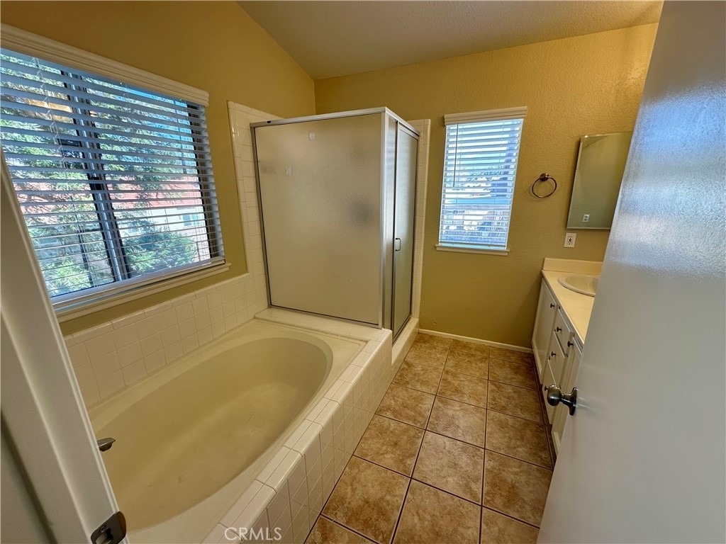 3680 N Live Oak - Photo 11