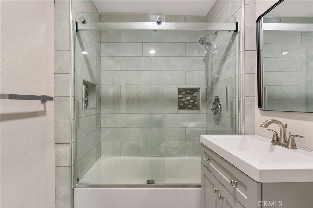 7420 Ivy Lane - Photo 17
