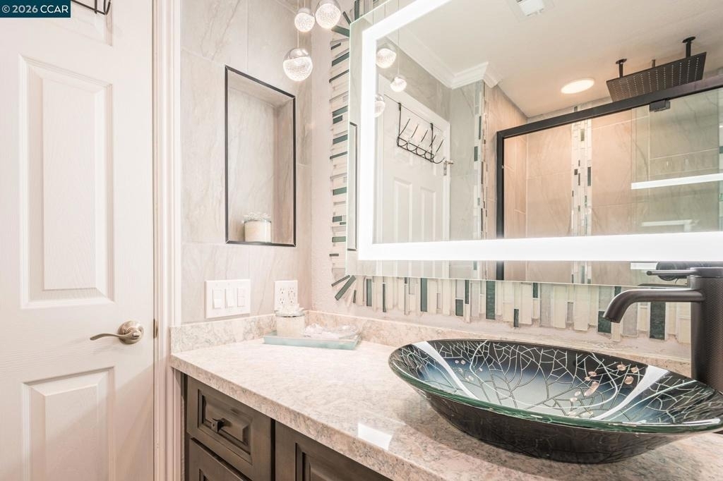 1304 Saddlehill Ln - Photo 39