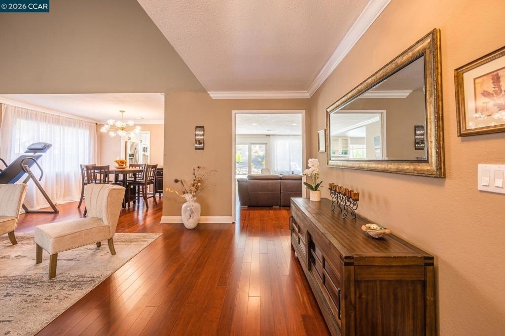 1304 Saddlehill Ln - Photo 7