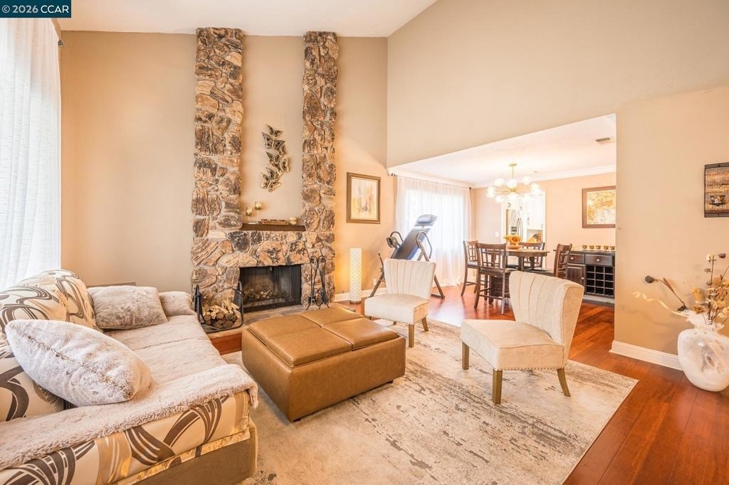 1304 Saddlehill Ln - Photo 8