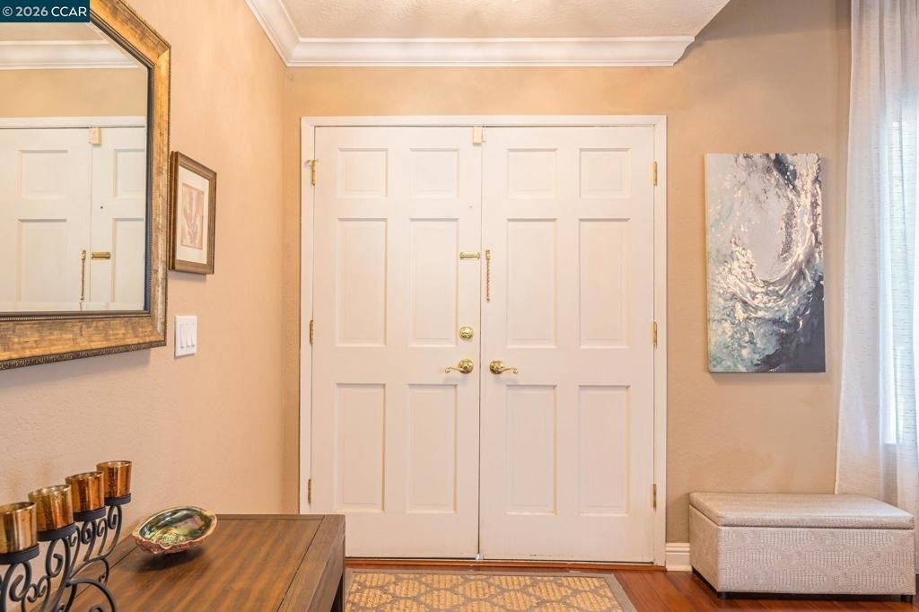 1304 Saddlehill Ln - Photo 3