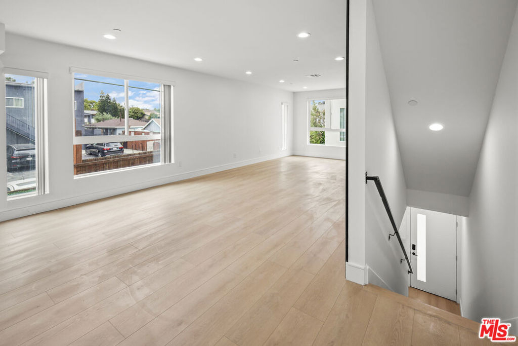 2700 Larga Drive - Photo 11