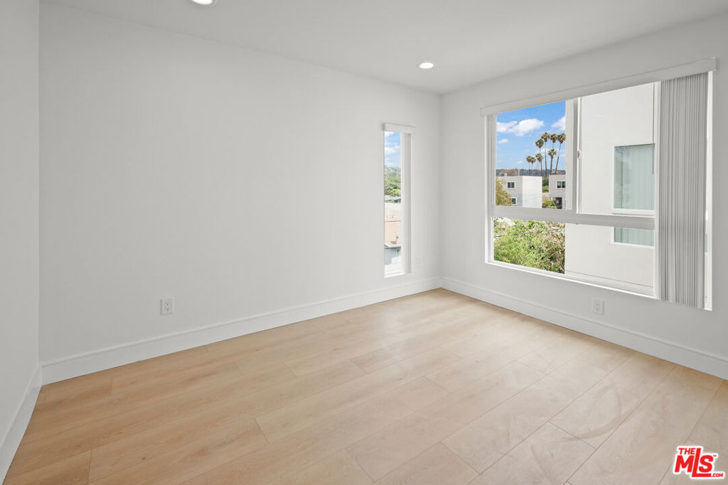 2700 Larga Drive - Photo 19