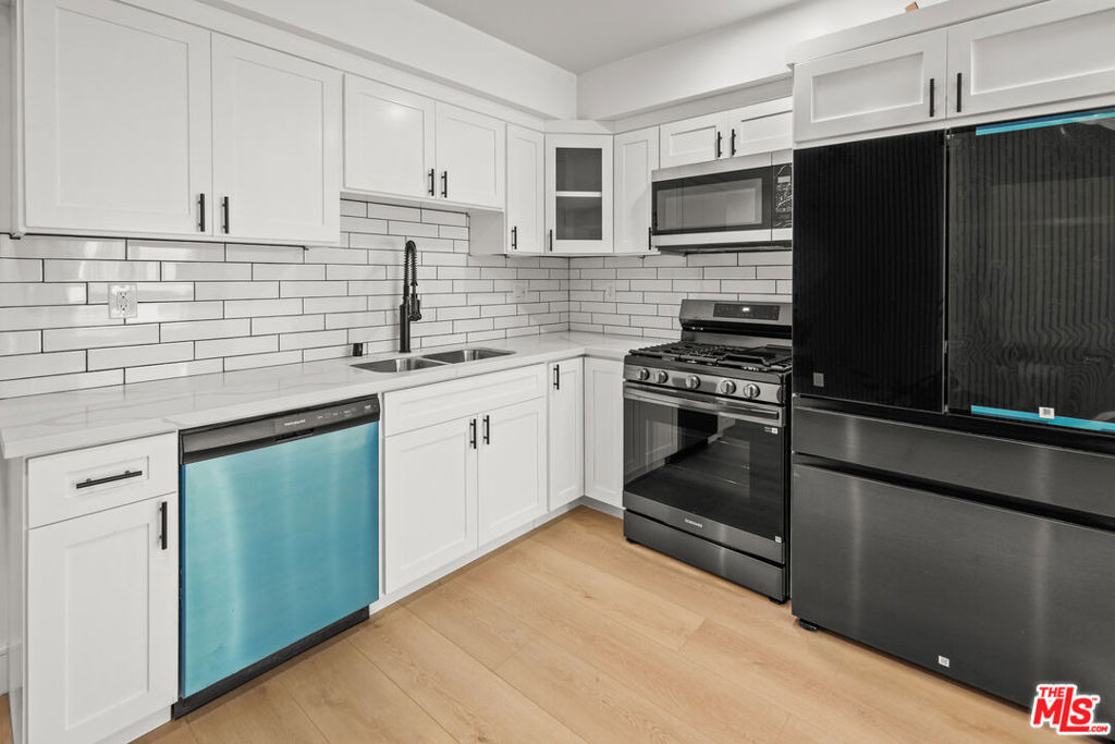 2700 Larga Drive - Photo 10