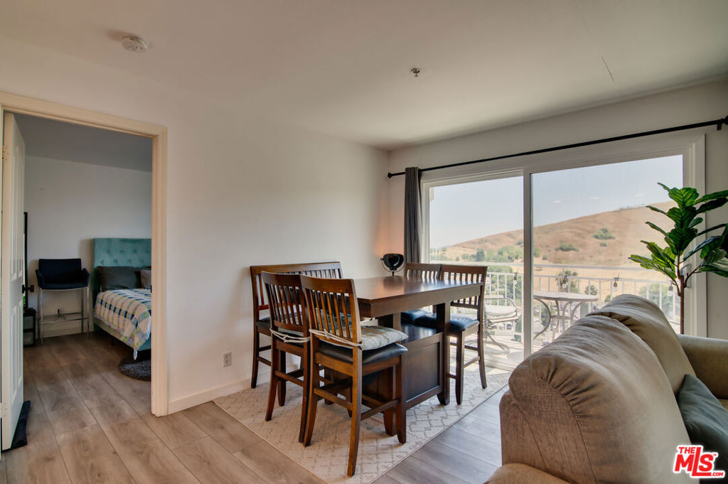 4750 Templeton Street - Photo 2