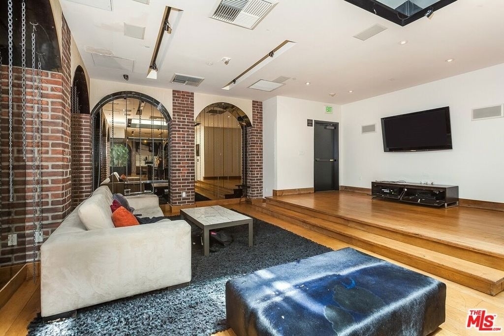 460 S Spring Street - Photo 17