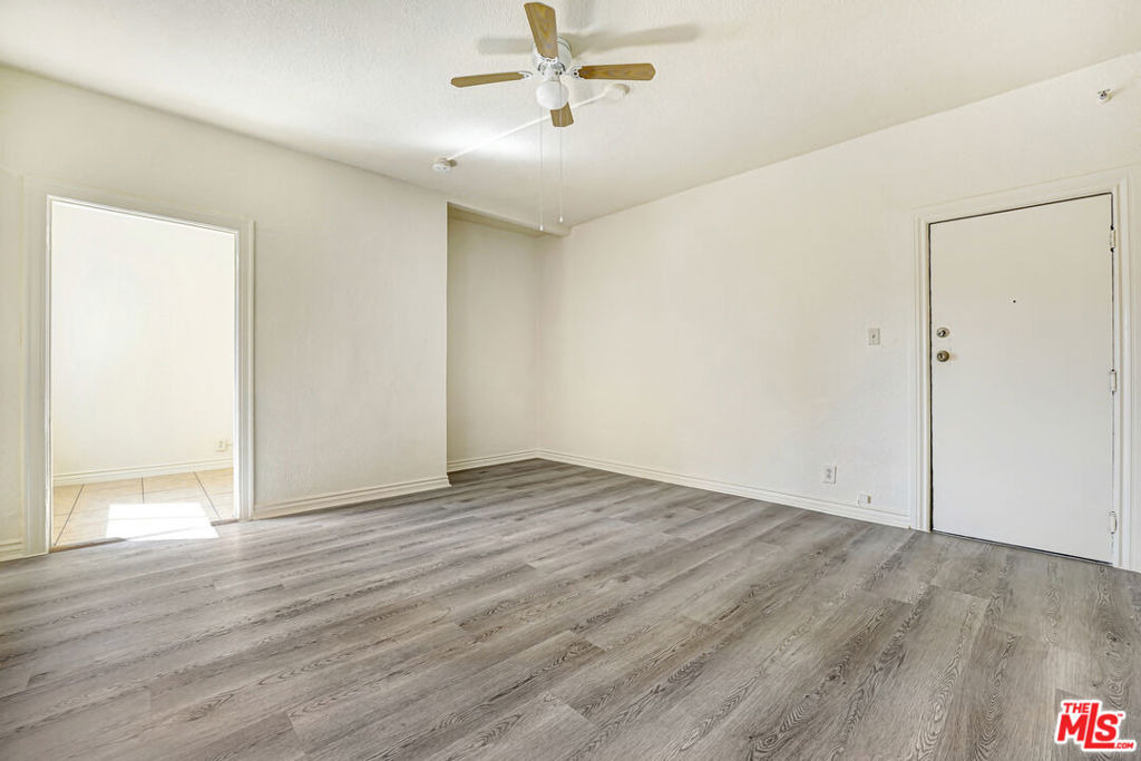 807 S Fedora Street - Photo 5