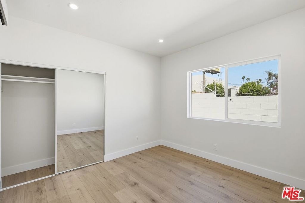 5915 Barton Avenue - Photo 7