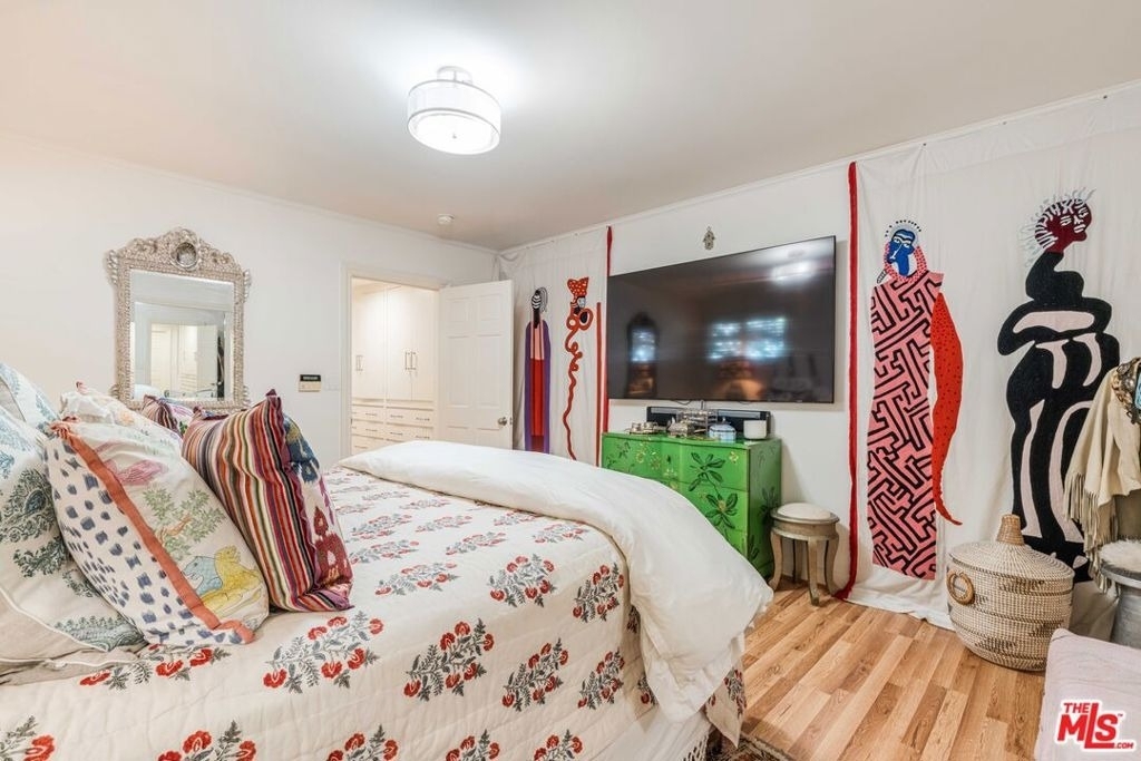 13059 Addison Street - Photo 21