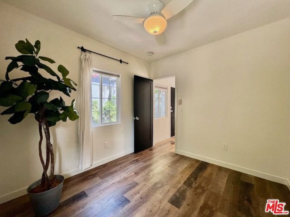 652 N Dillon Street - Photo 6