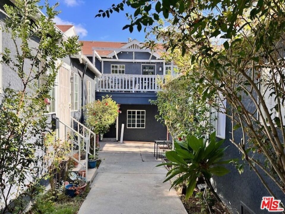 652 N Dillon Street - Photo 14