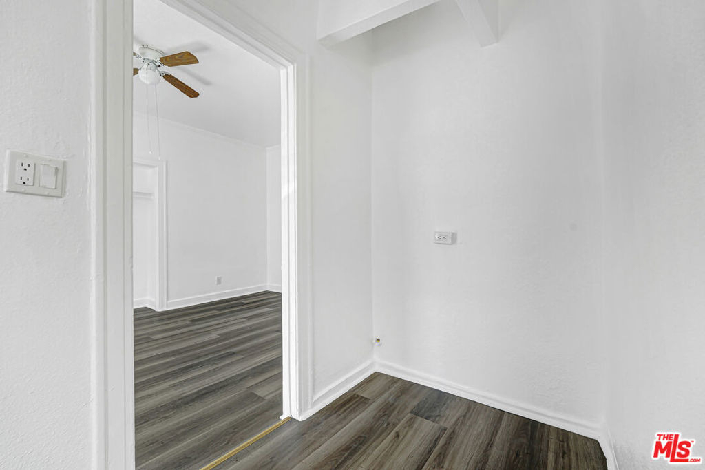 610 S Coronado Street - Photo 6