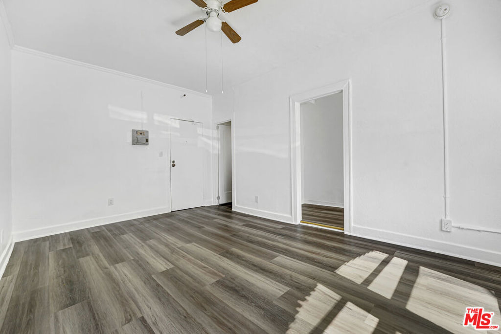 610 S Coronado Street - Photo 9