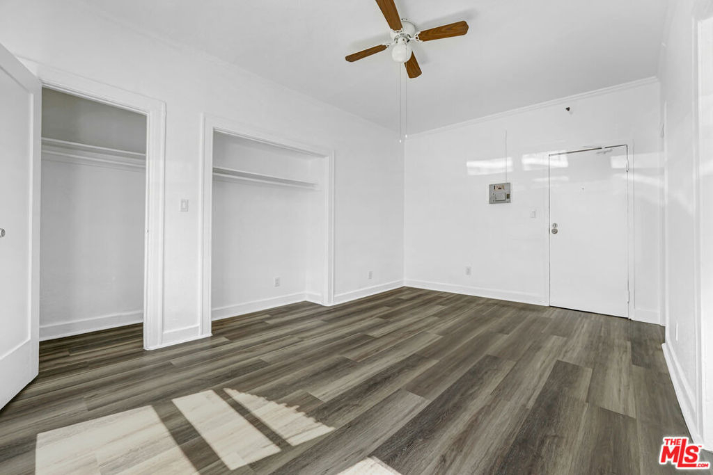610 S Coronado Street - Photo 8