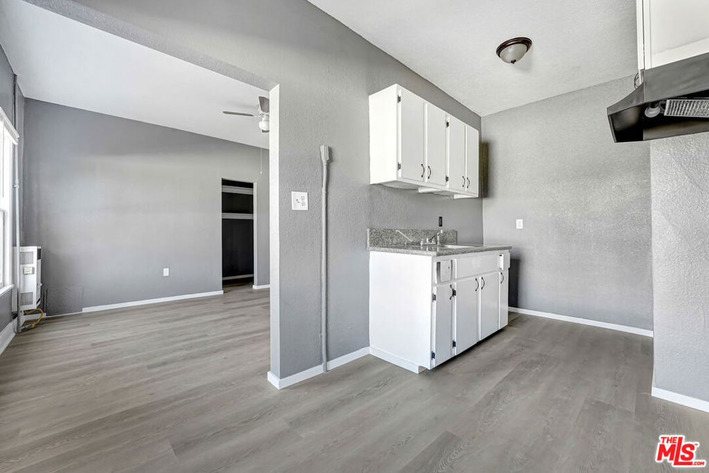 812 S Westlake Avenue - Photo 6