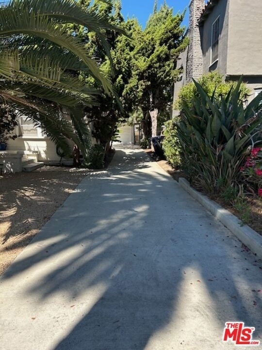 4068 Madison Avenue - Photo 2