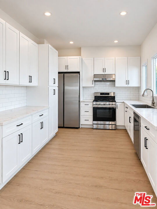 233 N Berendo Street - Photo 6