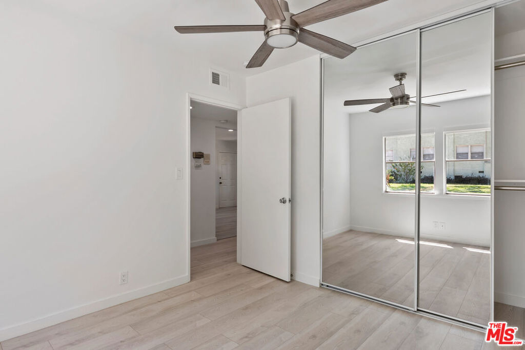 3635 Kalsman Drive - Photo 10