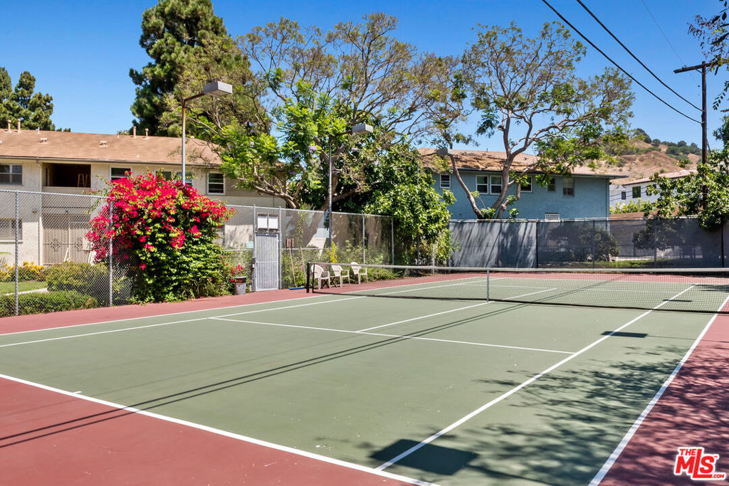 3635 Kalsman Drive - Photo 16