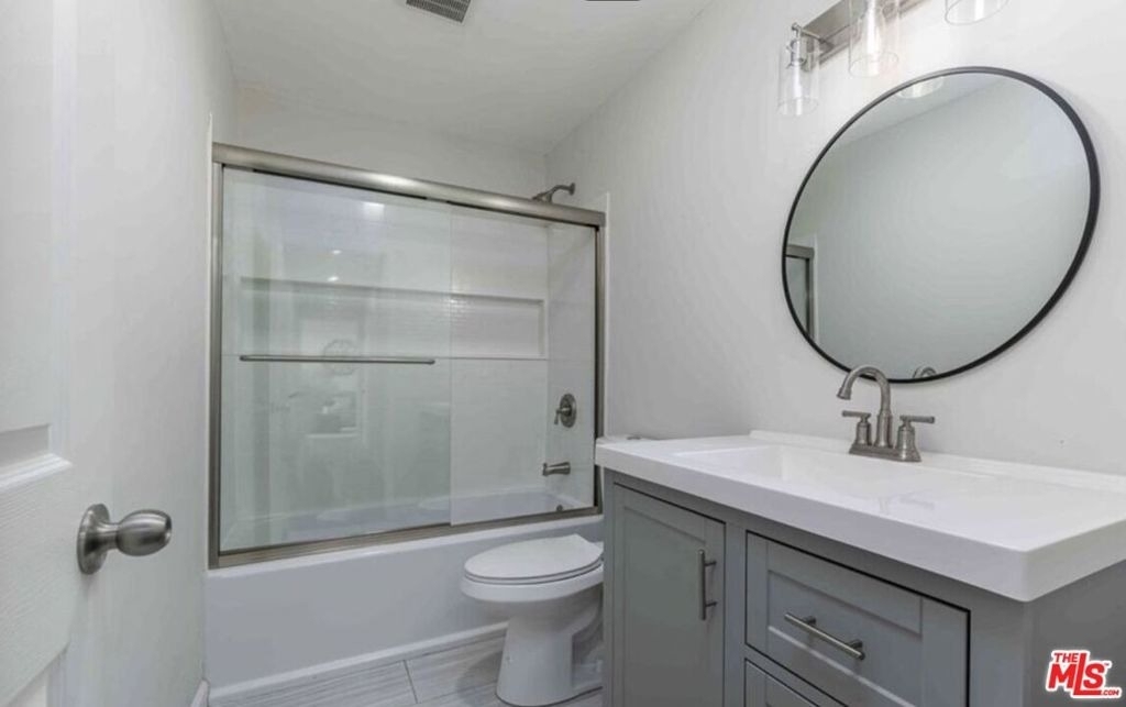 817 N Kingsley Drive - Photo 10