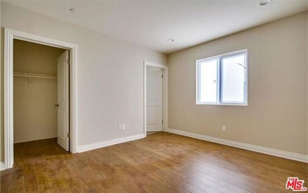 1201 1/2 S Catalina Street - Photo 8