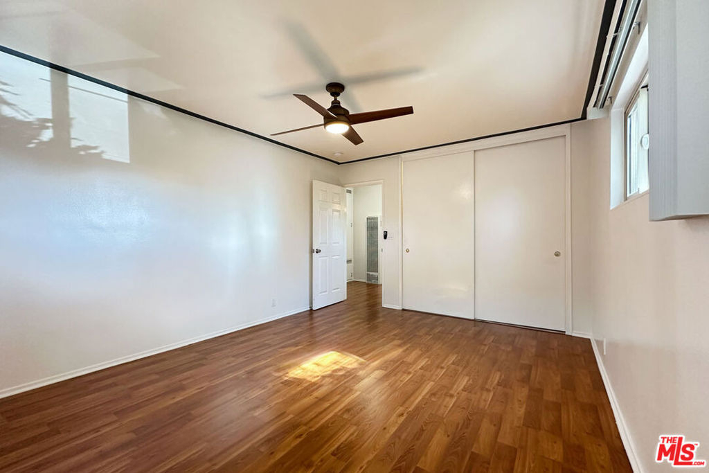 3161 Perlita Avenue - Photo 9