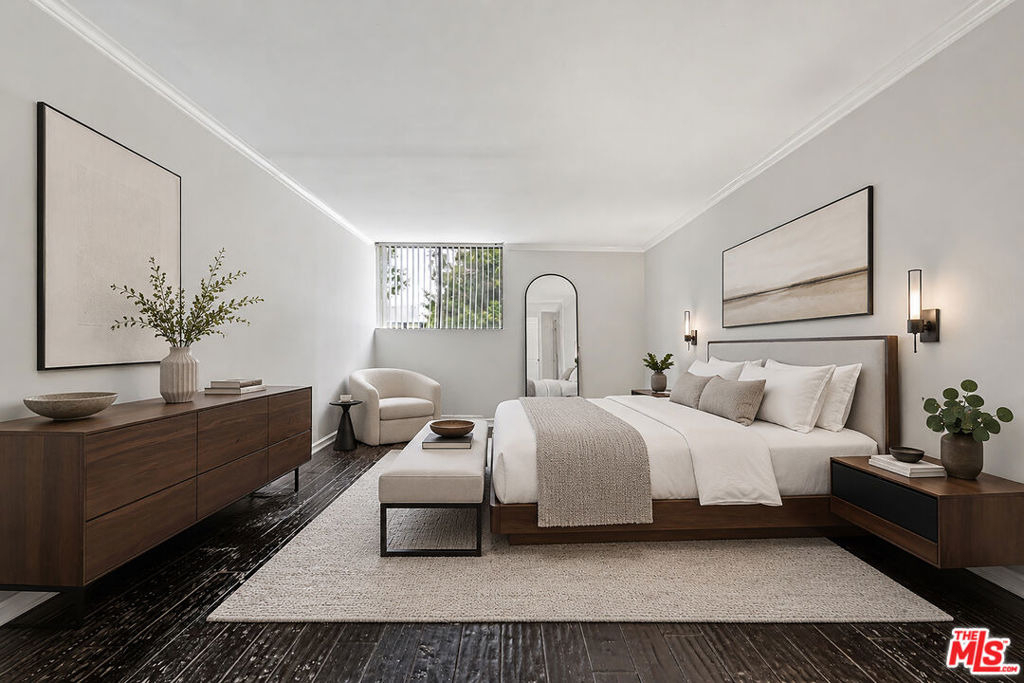 10535 Wilshire Boulevard - Photo 1