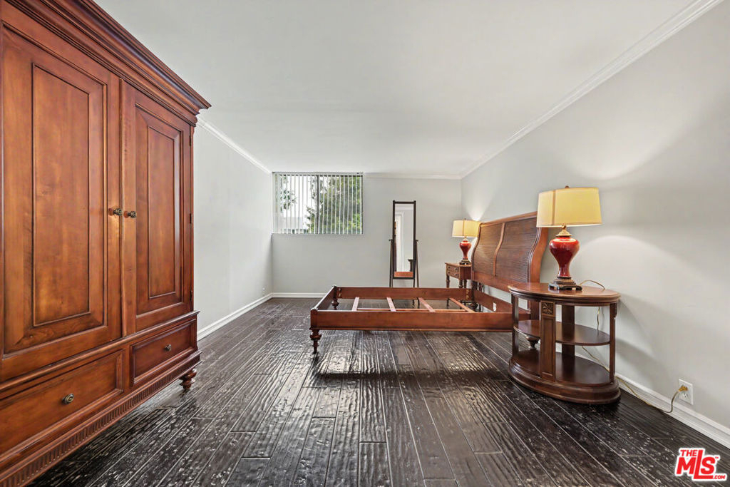 10535 Wilshire Boulevard - Photo 20