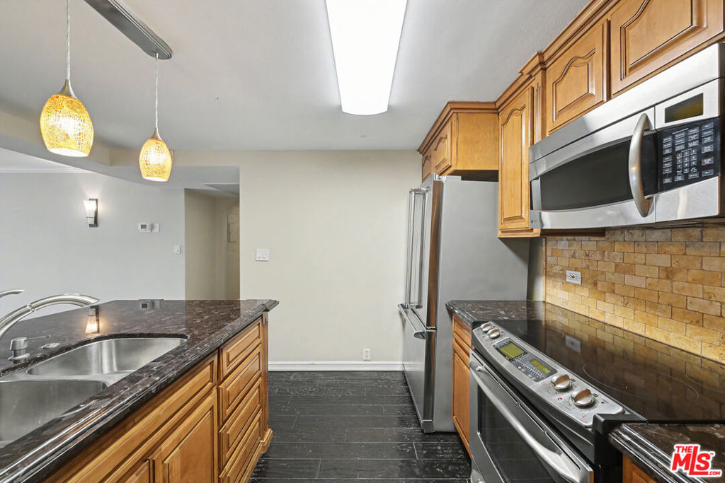 10535 Wilshire Boulevard - Photo 7