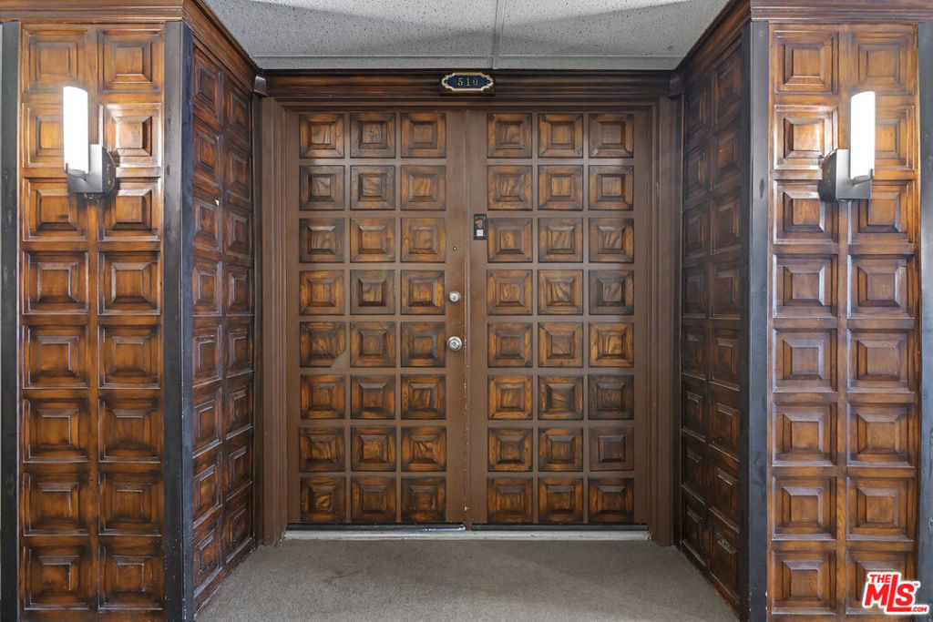 10535 Wilshire Boulevard - Photo 3