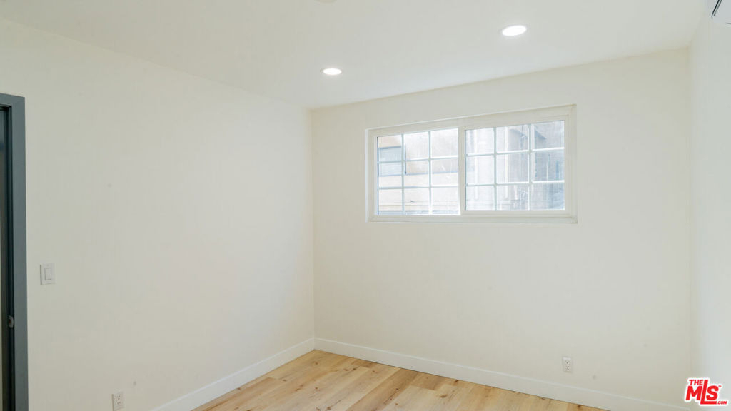 835 S Sherbourne Drive - Photo 6