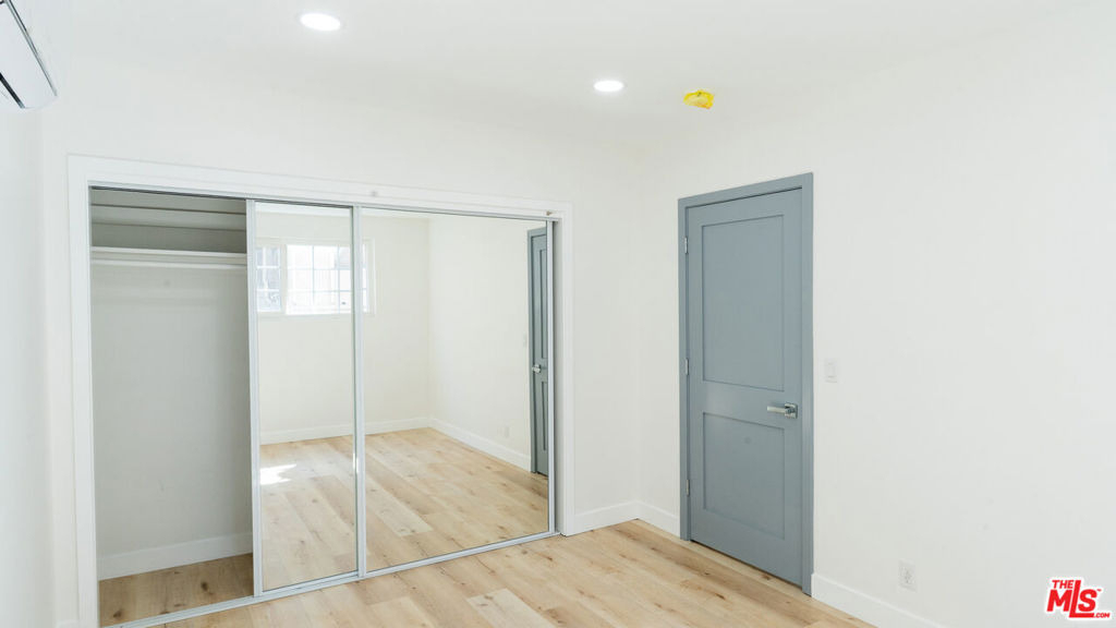 835 S Sherbourne Drive - Photo 8