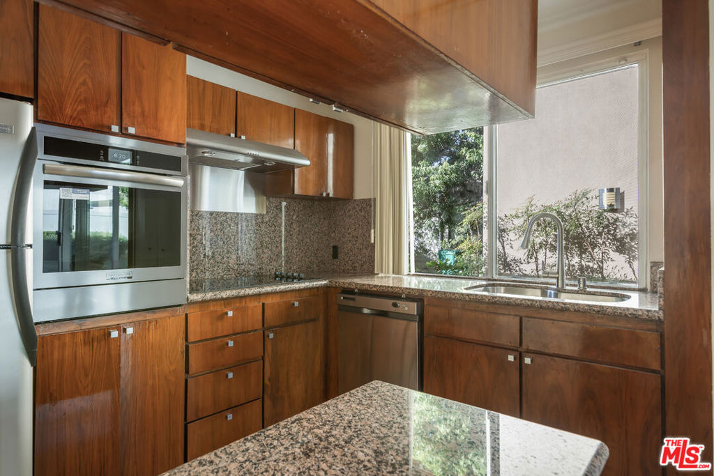 4171 Del Mar Avenue - Photo 11