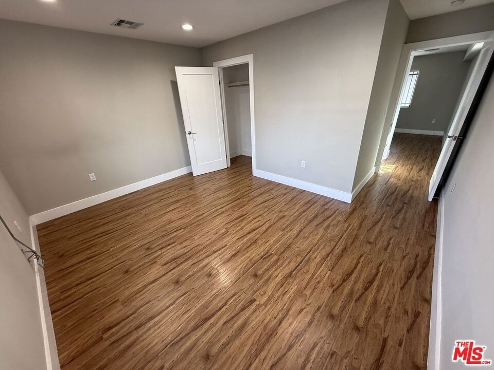 2303 1/2 Hauser Boulevard - Photo 3
