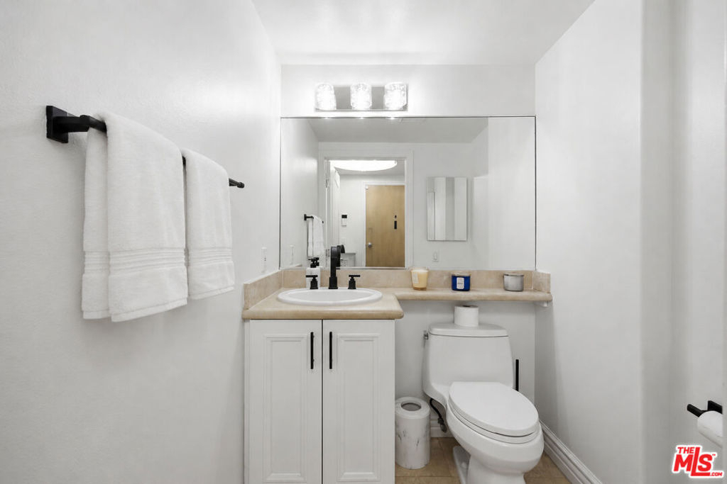 11908 Darlington Avenue - Photo 21