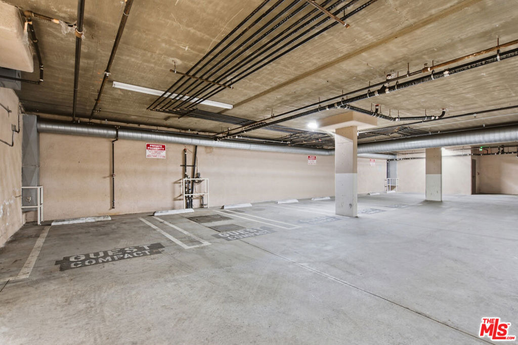 11908 Darlington Avenue - Photo 30