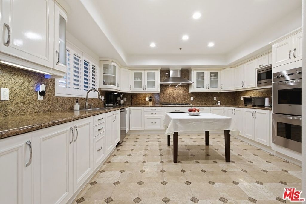 11908 Darlington Avenue - Photo 3
