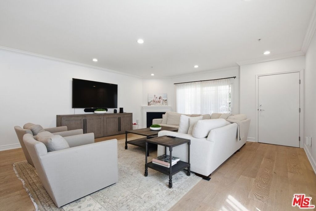 11908 Darlington Avenue - Photo 9