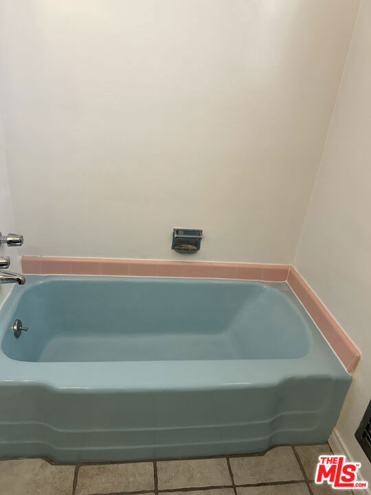 5820 W Olympic Boulevard - Photo 17
