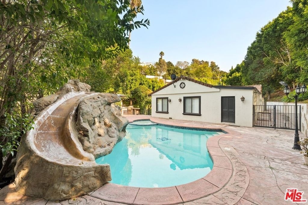 4145 Sunswept Drive - Photo 29