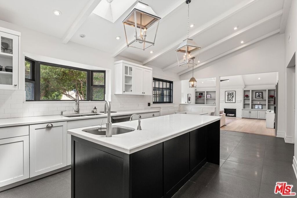 4145 Sunswept Drive - Photo 6