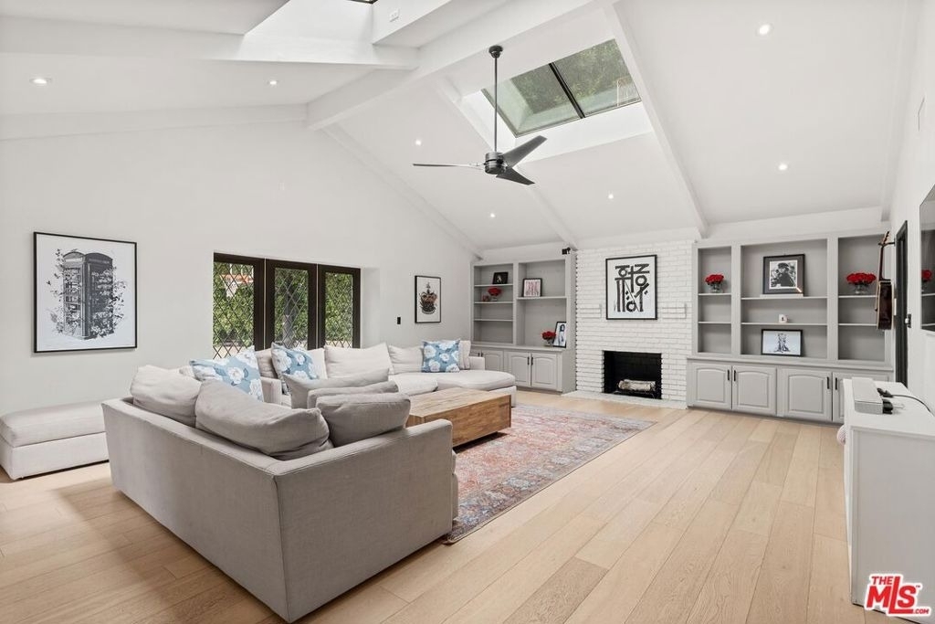 4145 Sunswept Drive - Photo 9