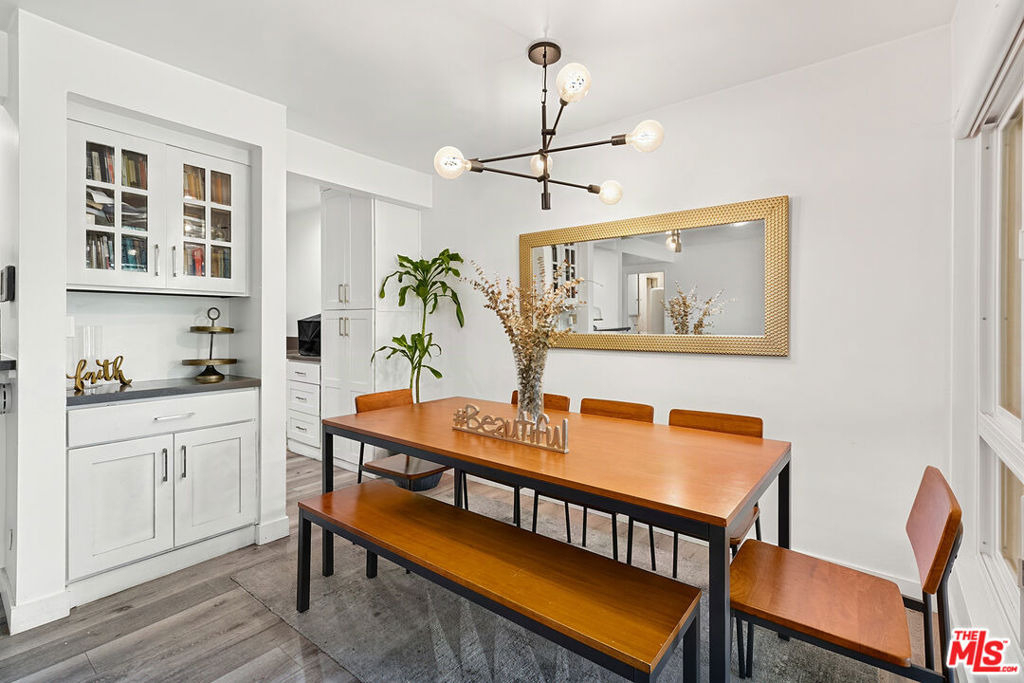 6250 Buckingham - Photo 5